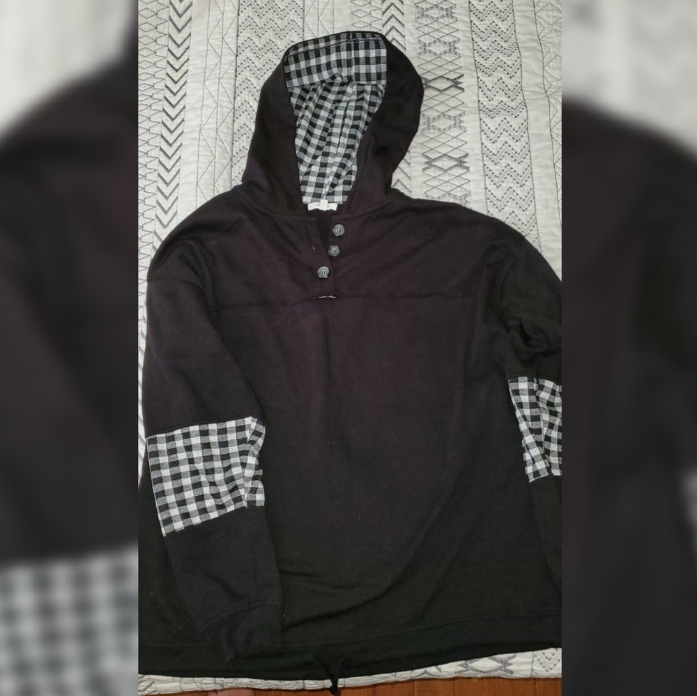 Black checker hoodie